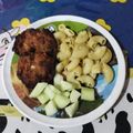 El cooksnap de Eliza Julietta Montufar cuando hizo Tortitas de carne de res con coditos en mantequilla de ajo.