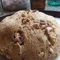 El cooksnap de Lauri Avalos cuando hizo Pan de harina integral, cúrcuma y semillas.
