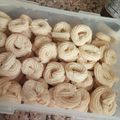 Cooksnap dari siti imala untuk resep Sagu Keju Lumer simple rekomended (cookies)