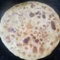 Mamta Shahu का कुकस्नैप जब उन्होंने आलू का पराठा (aloo ka paratha recipe in Hindi) बनाया था।