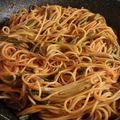 El cooksnap de Yolan08 cuando hizo Spaghettis con gambas, ajos tiernos y espárragos.
