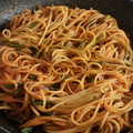 El cooksnap de Yolan08 cuando hizo Spaghettis con gambas, ajos tiernos y espárragos.