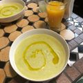El cooksnap de Félix Cortés Schöler cuando hizo VICHYSSOISE CALIENTECrema de ajoporro y papas.