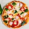 Preeti Sahil Gupta का कुकस्नैप जब उन्होंने होममेड आटा पिज़्ज़ा (Homemade Aata Pizza recipe in hindi) बनाया था।