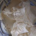 ummi's cooksnap of when they made Butter cream mentega kuning (manis)😍.