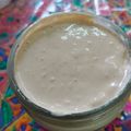 pinky makhija का कुकस्नैप जब उन्होंने होममेड ग्रीन मेयोनीज (Homemade Green Meyonnaise Recipe In Hindi) बनाया था।