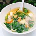 รูป Cooksnap ของ Thaiphat P. เมื่อเขาทำ แกงจืดตำลึงหมูสับ