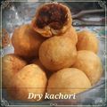 Noopur Alok Vaishnav 's cooksnap of when they made જામનગર ફેમસ સૂકી કચોરી (Jamnagar Famous Suki Kachori Recipe In Gujarati).