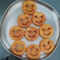 Dr. Pushpa Dixit का कुकस्नैप जब उन्होंने फ्राइड पोटैटो स्माइली(potato smily recipe in hindi) बनाया था।