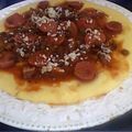 El cooksnap de juliocorti70 cuando hizo Polenta con queso cremoso y salchichas en salsa de tomate.
