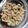 Marwadi Kitchen ( Manisha Agrawal ) का कुकस्नैप जब उन्होंने काजू शेप नमकपारे (kaju shape namakpare recipe in Hindi) बनाया था।