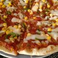 صورة من 💖Soso💖، شاركها بعد تجربة وصفة بيتزا 🍕 السجق 😋😋
