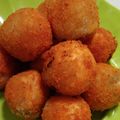 Cooksnap dari Shafira'S untuk resep Bola-bola Singkong isi Coklat