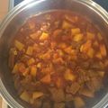 El cooksnap de Nisamar cuando hizo Un domingo de guiso! Filetes de ternera con patatas guisado.