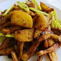 รูป Cooksnap ของ มาลี(黃細卿) เมื่อเขาทำ มันฝรั่งผัดมะเขือยาว(เจ)
