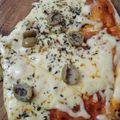 El cooksnap de Ana Laura Trias Nuñez cuando hizo Pizza en casa.
