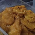 Somi Ali's cooksnap of when they made Aloo k pakory😋آلو کے پکوڑے😋.