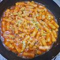 Cooksnap dari Laily Agustien (Ummifaizfaqih) untuk resep Tteokbokki (simpel dan enak)