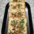 Jasminben parmar 's cooksnap of when they made ચીઝ ગાર્લીક બ્રેડ(Cheese Garlic Bread Recipe in Gujarati).