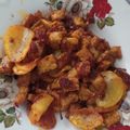 Cooksnap ohmydib semasa beliau membuat Sambal Tempe, Kentang dan Bilis.