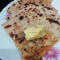 Aruna Thapar का कुकस्नैप जब उन्होंने आलू के पराठे (Aloo ke parathe recipe in Hindi) बनाया था।