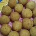 Cooksnap dari Susanti Aji Kusumaningrum untuk resep Bola Nasi Simple