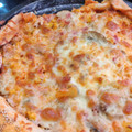 El cooksnap de Monik Alonso Carrion cuando hizo Pizza de masa gruesa con huevos de codorniz.