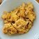 Cooksnap de Aureliana quando cozinhou Ovos mexidos com curcuma e cream cheese.
