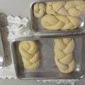 Cooksnap de Viviane Mendes quando cozinhou Rosca doce com doce de leite caseira 🍞😋.