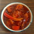 Cooksnap Aznie Khasri semasa beliau membuat Ayam Masak Merah Ringkas.
