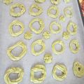 Cooksnap-ul lui Anthony_simple atunci când a preparat Fursecuri cu lămâie 🍋, matcha🍵 și fistic 💚.