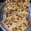 Honey का कुकस्नैप जब उन्होंने तवा आलू के परांठे (tawa aloo ke parathe recipe in Hindi) बनाया था।