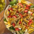 Cooksnap de Zinha quando cozinhou Salada de Frango e Massa.