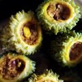 Abhilasha Akhouri का कुकस्नैप जब उन्होंने भरवा करेला (bharwa karela recipe in Hindi) बनाया था।