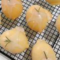 รูป Cooksnap ของ Laphaphan Sukkasem เมื่อเขาทำ Double lemon cake วันนี้จะแจกสูตรให้สำหรับเทศกาลแห่งความรักค่ะ