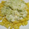El cooksnap de Maria de los Angeles cuando hizo Fideos con brócoli y salsa blanca.