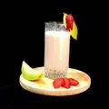 کوک اسنپ Mozhgan Azhir بعد از امتحان کردن اسموتی دو رنگ‌(ملون🍈و توت فرنگی🍓)🍹🍸.