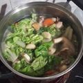 รูป Cooksnap ของ วทัญญู บุญกำเหนิด เมื่อเขาทำ แกงจืดวุ้นเส้นหมูสับเห็ดหอมดอกไม้จีน