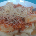 El cooksnap de Marisol Acuña cuando hizo Ñoquis de papas, con una exquisita salsa 🍅🍞🍽🍗 y mucho♥️!!.