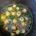 Krisztina Kovacs Cooksnap-ja, amikor elkészítette a(z) Baconos zöldborsóleves majoránnás túrógombóccal 👌 receptet.