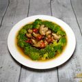 Cooksnap shazrina semasa beliau membuat 👩‍🍳Steam Broccoli with Mushroom Gravy🥦.