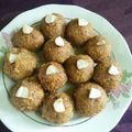 Rafiqua Shama का कुकस्नैप जब उन्होंने मूंग दाल के लड्डू (Moong dal ke ladoo recipe in hindi) बनाया था।