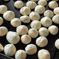 Cooksnap dari Dewix Donce untuk resep Meringue (Kisses) Cookies