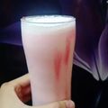 Vishakha का कुकस्नैप जब उन्होंने रूह अफजा मिल्क शेक (Roohafza Milkshake recipe in Hindi) बनाया था।