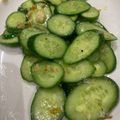 小媽簡單煮 的 蒜炒小黃瓜 cooksnap