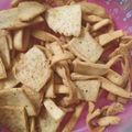 Riddhi singh का कुकस्नैप जब उन्होंने नमक पारे (Namakpare recipe in hindi) बनाया था।