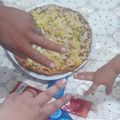 کوک اسنپ حلما بعد از امتحان کردن پیتزا با خمیر جادویی.