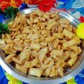 Madhu Jain का कुकस्नैप जब उन्होंने शक्करपारे (पेठे) बनाया था।