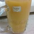 Afshan Shahnawaz's cooksnap of when they made Mango Peach Juice.