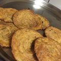 SHah NIpa's cooksnap of when they made પડ વારી ખારી પૂરી(padvari puri in Gujarati).